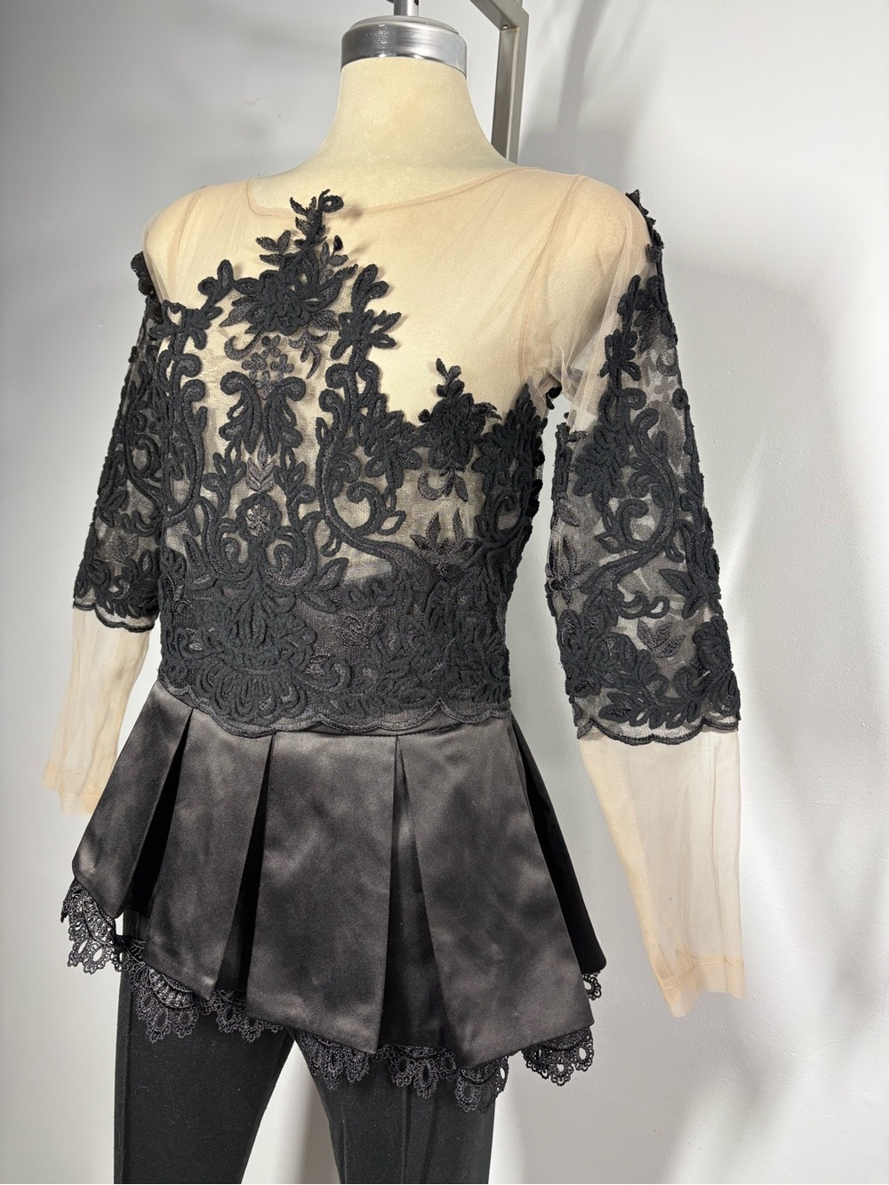 Black Lace Illusion Peplum Blouse - Picture 8 of 14